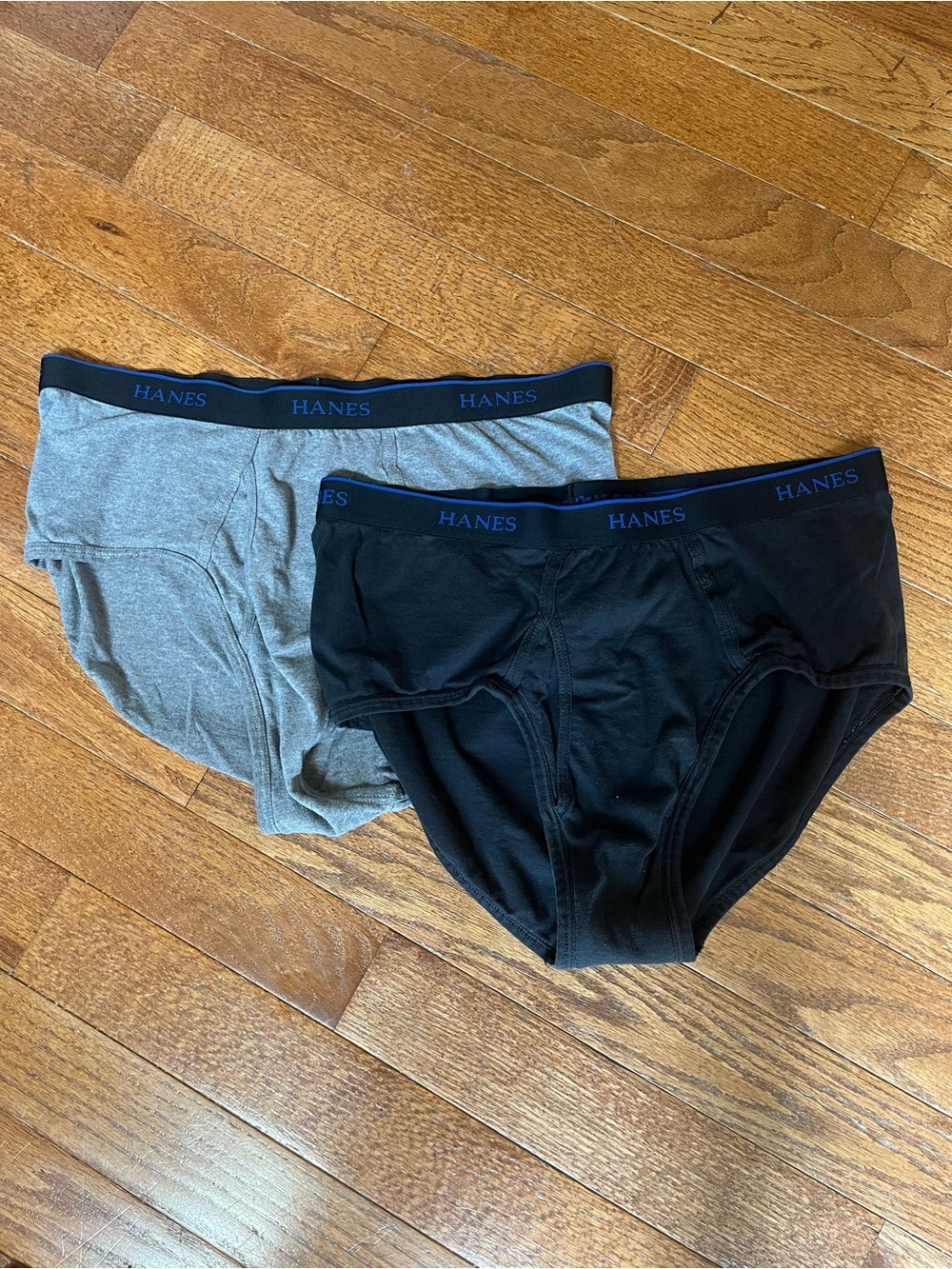 Hanes Men's Briefs Pack - Black & Gray Waistband Logo, Size XL